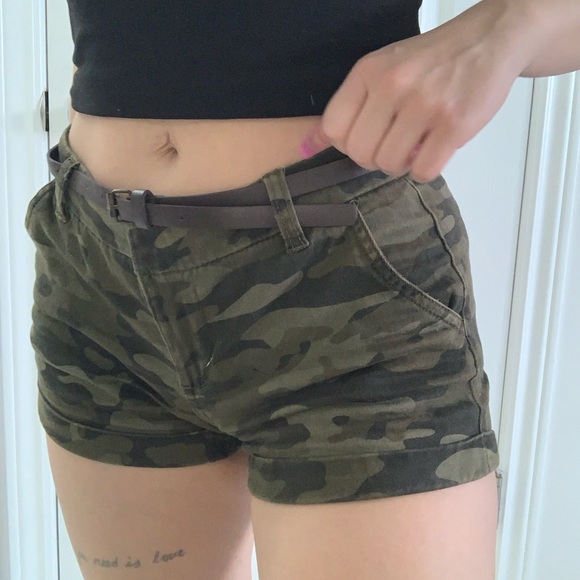 Army short shorts - Picture 2 of 2